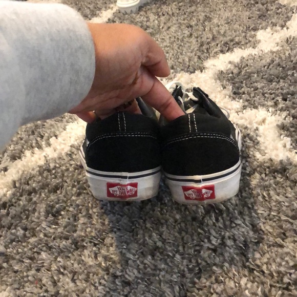 Vans (women’s shoe) - Picture 3 of 3